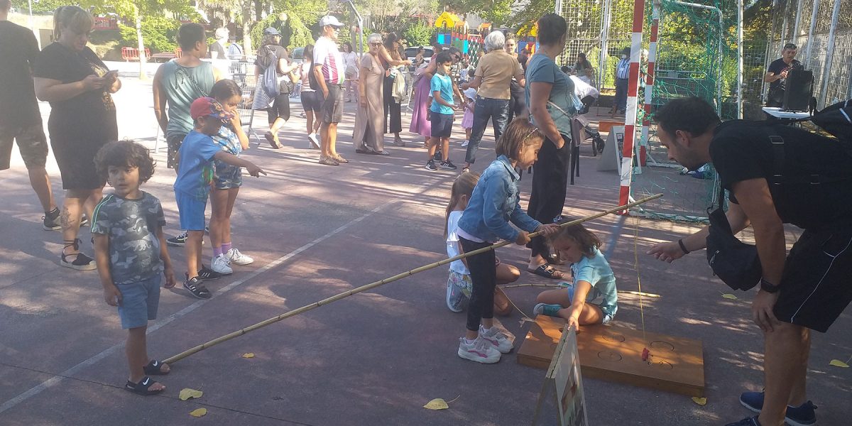 Os xogos tradicionáis propostos polo Melga triunfan outro ano máis no barrio coruñés do Castrillón