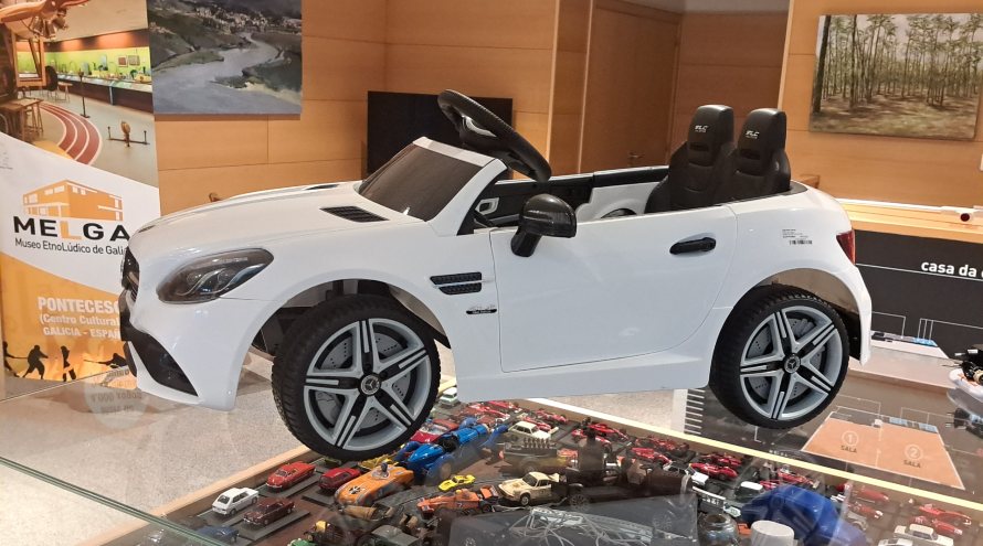 Mercedes SLC 300 eléctrico de juguete forma parte del Museo MELGA como nueva incorporación